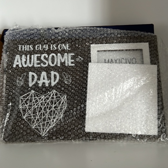 NWT picture frame "This Guy is One Awesome Dad” Dad gift - Picture 6 of 7